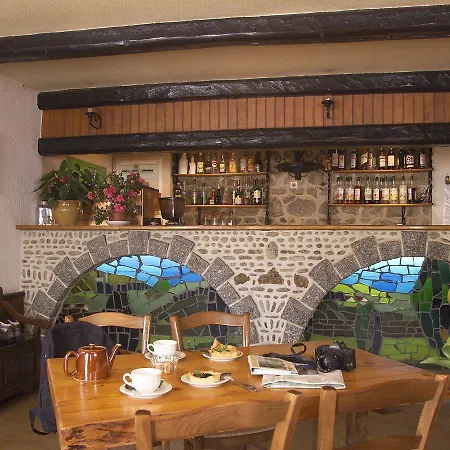 Au Pont De Raffiny Hotel Saint-Anthème