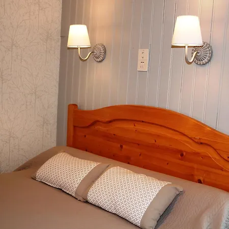 Au Pont De Raffiny 3*